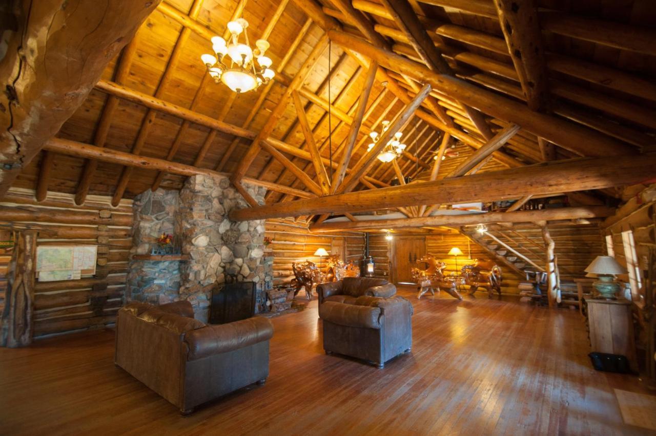 Snowy Mountain Lodge Centennial Exterior foto